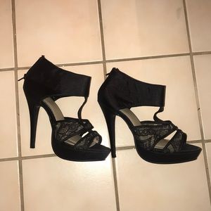 💜Size 8 black heels